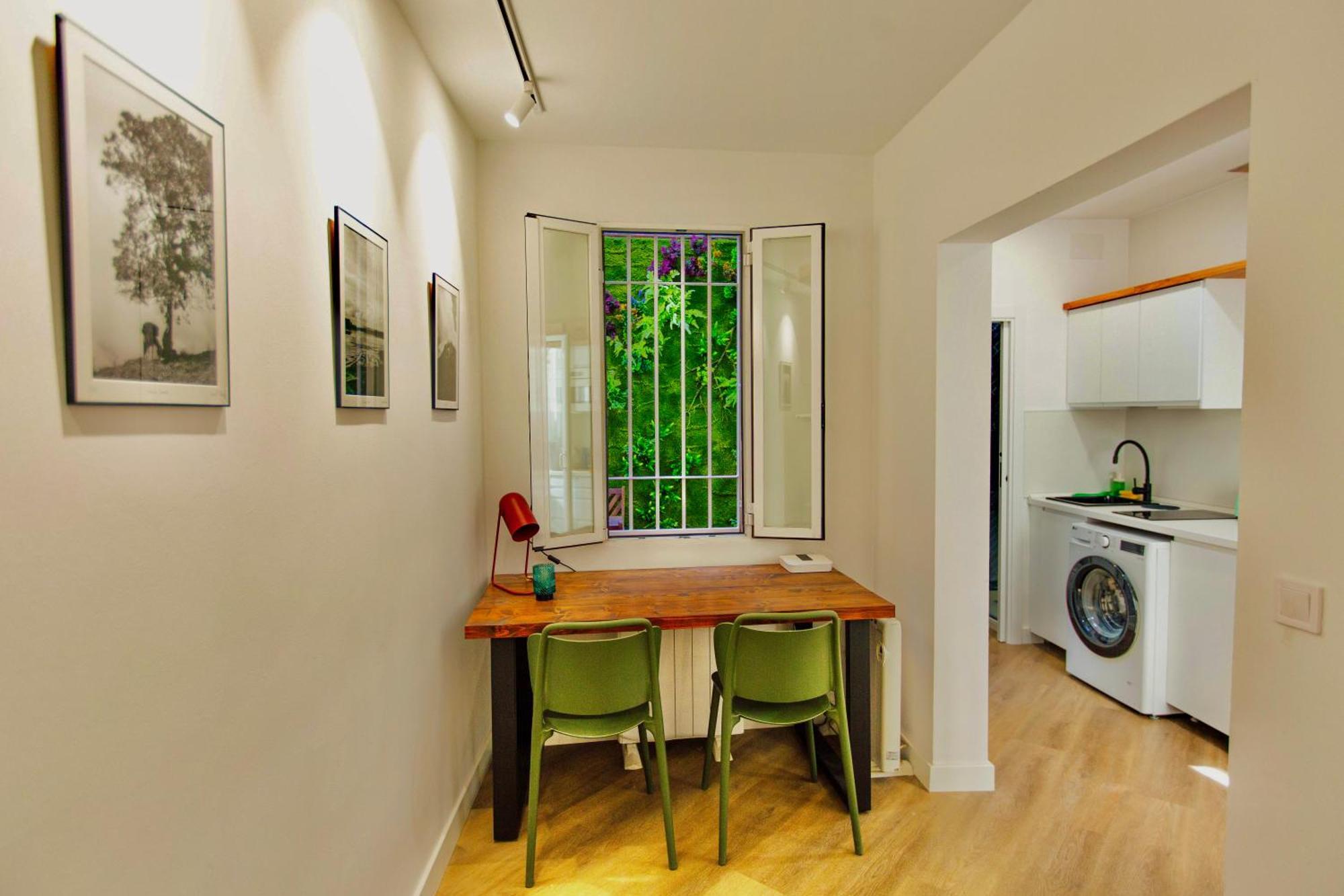 Rentadore Lavapies Studio Apartment มาดริด ภายนอก รูปภาพ