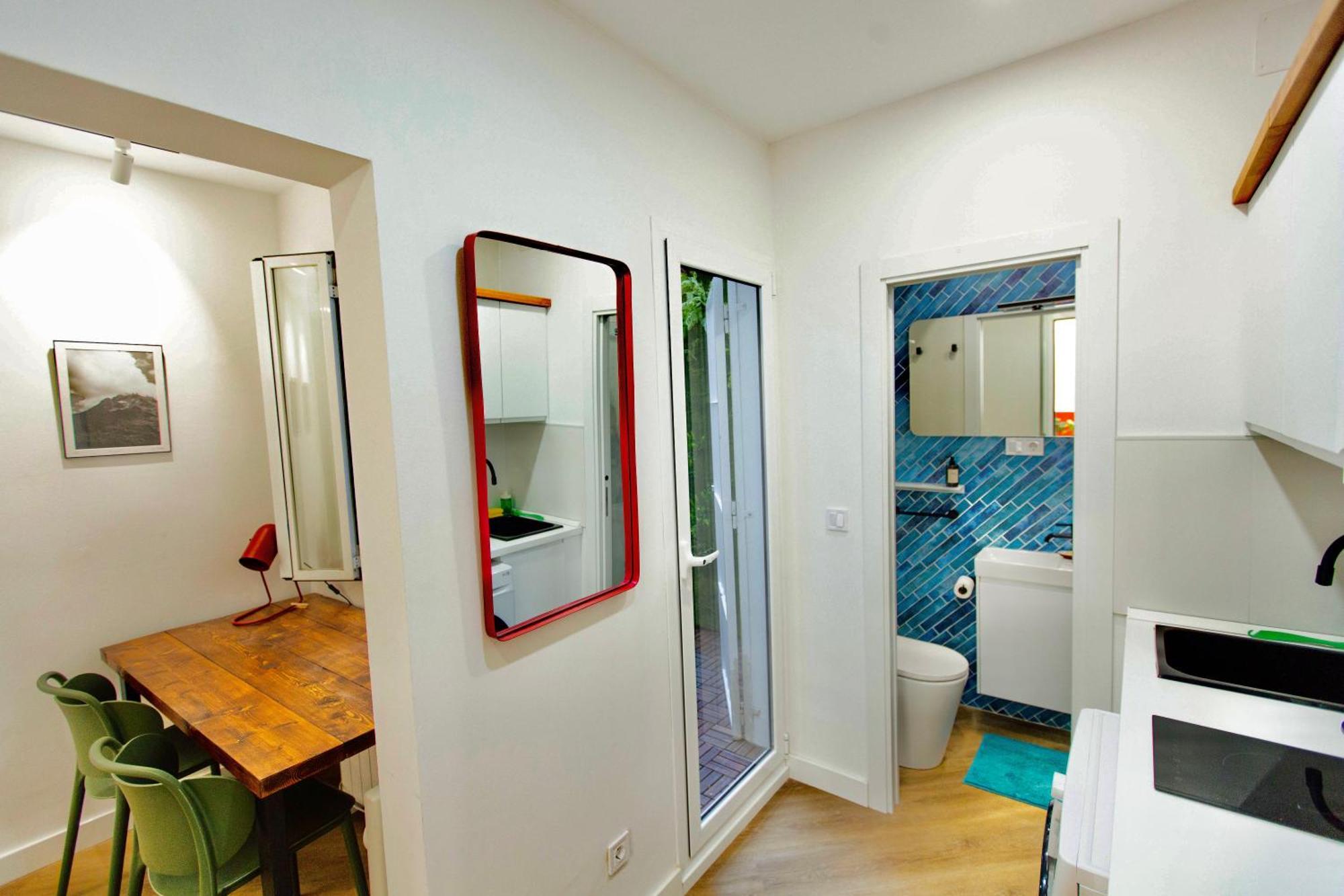 Rentadore Lavapies Studio Apartment มาดริด ภายนอก รูปภาพ