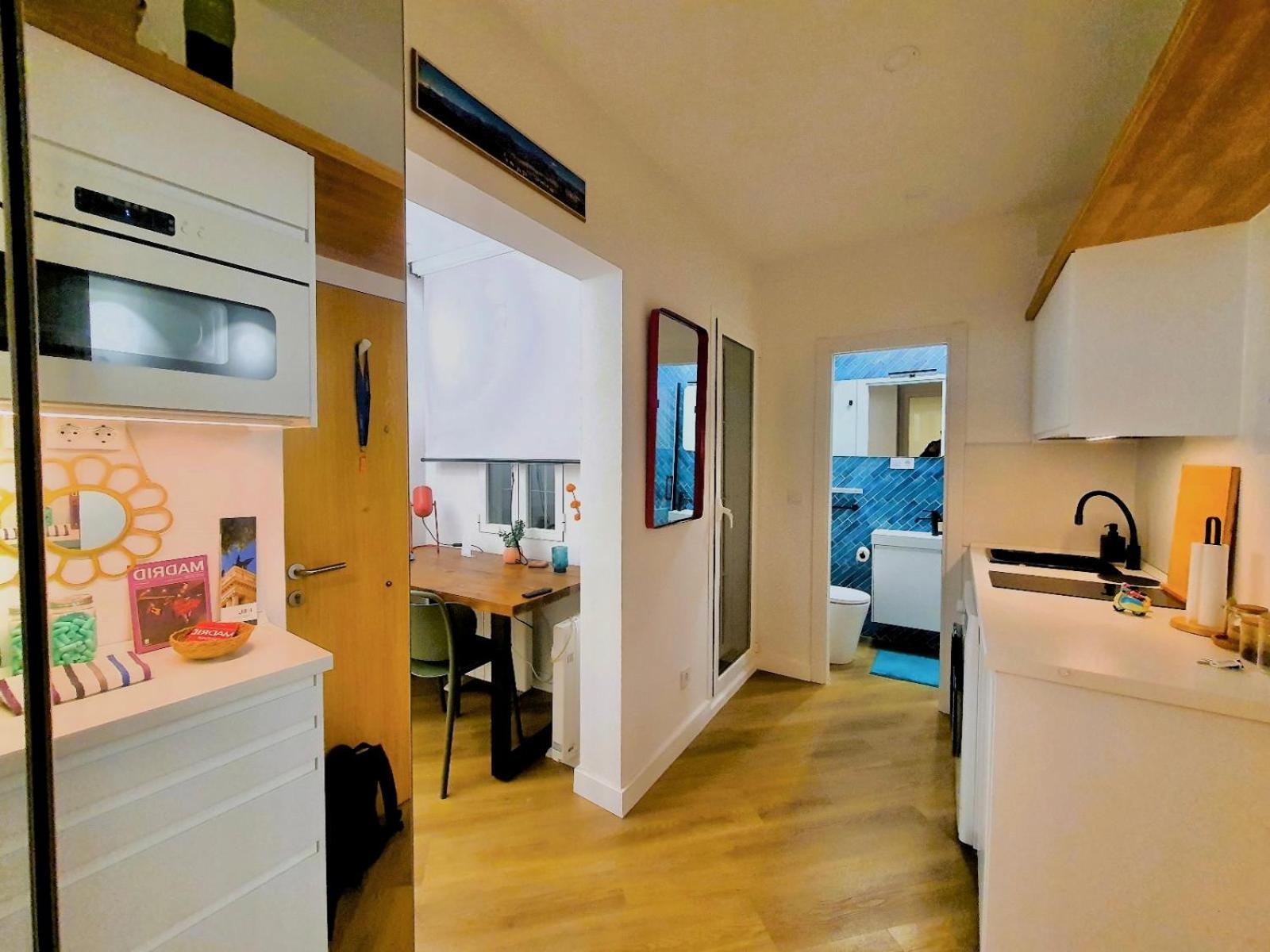 Rentadore Lavapies Studio Apartment มาดริด ภายนอก รูปภาพ