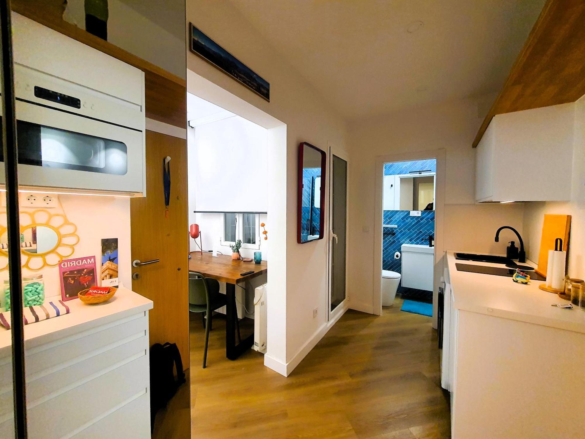 Rentadore Lavapies Studio Apartment มาดริด ภายนอก รูปภาพ